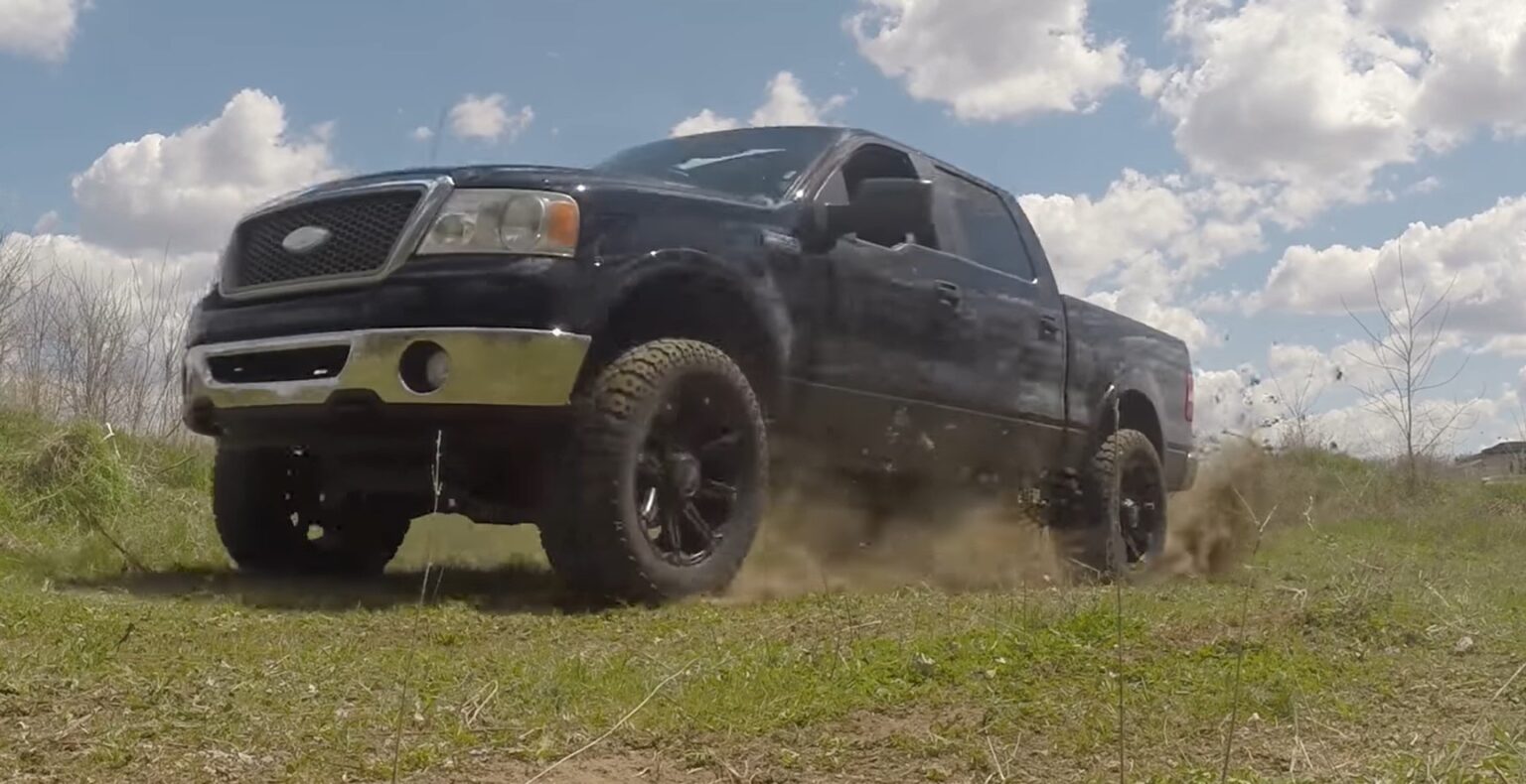 What Are The Pros And Cons Of A Leveling Kit? 2024
